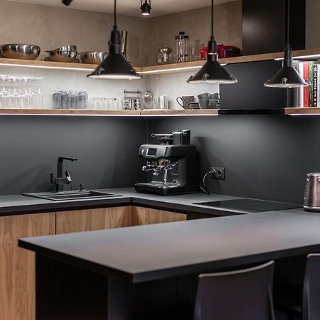 3 Storey Apartment With A Character And A Terrace Riga Extérieur photo